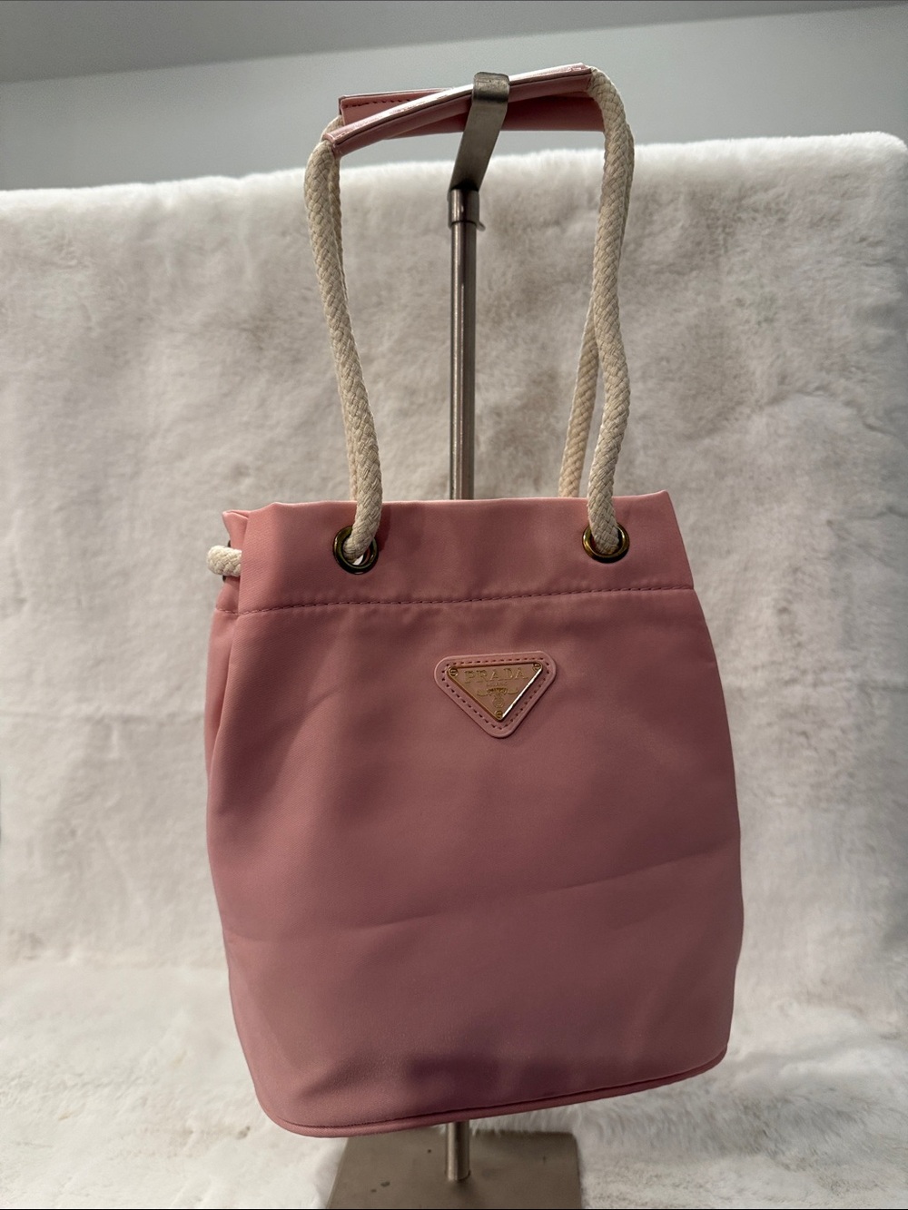 Source Unknown Pink Drawstring Bucket Bag with Rope Straps
